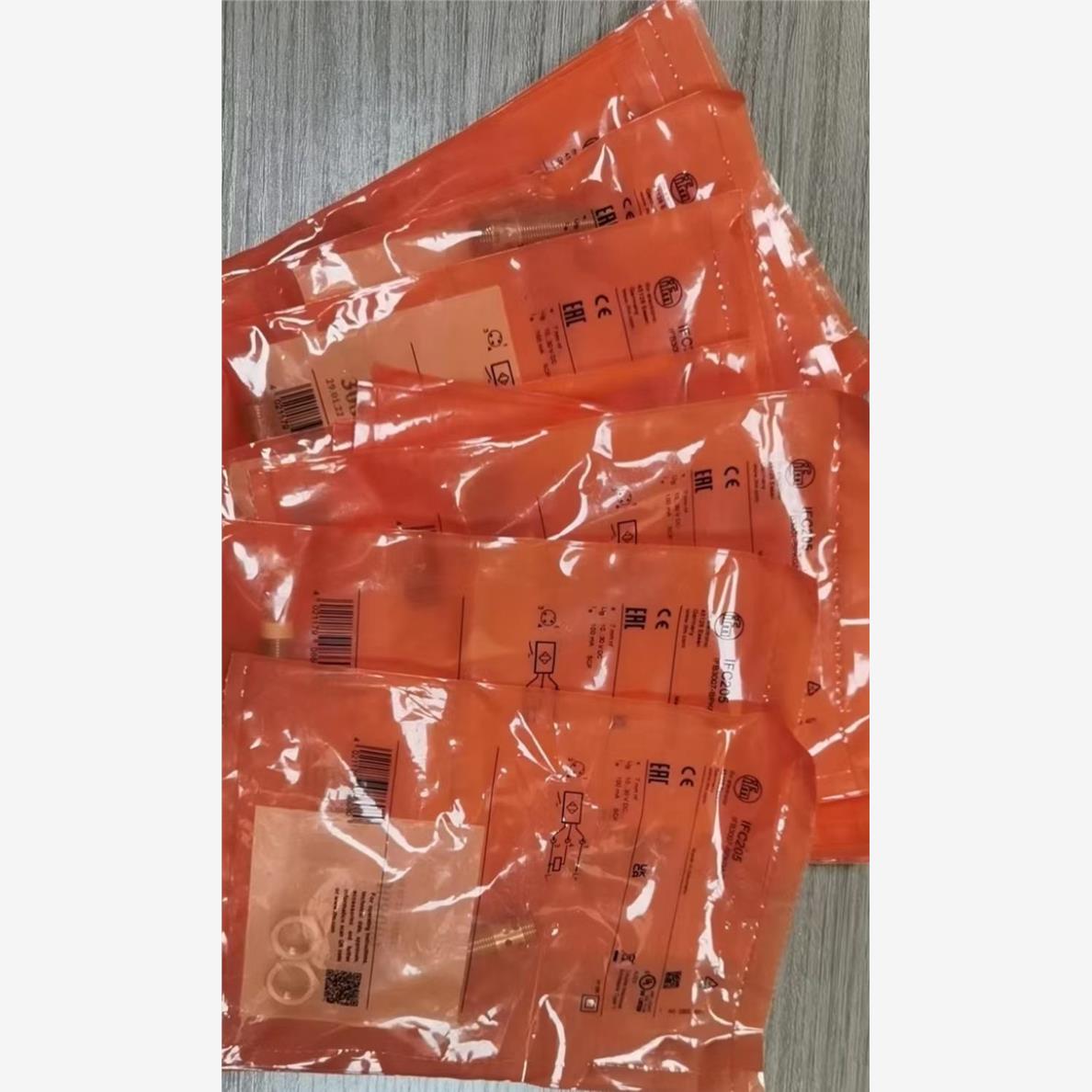IFM易福门电感式接近开