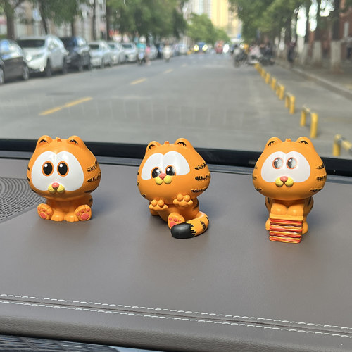 加菲猫车载汽车中控台装饰品