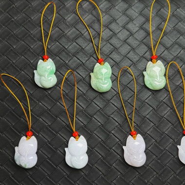 天然翡翠狐狸挂件项链坠九尾狐