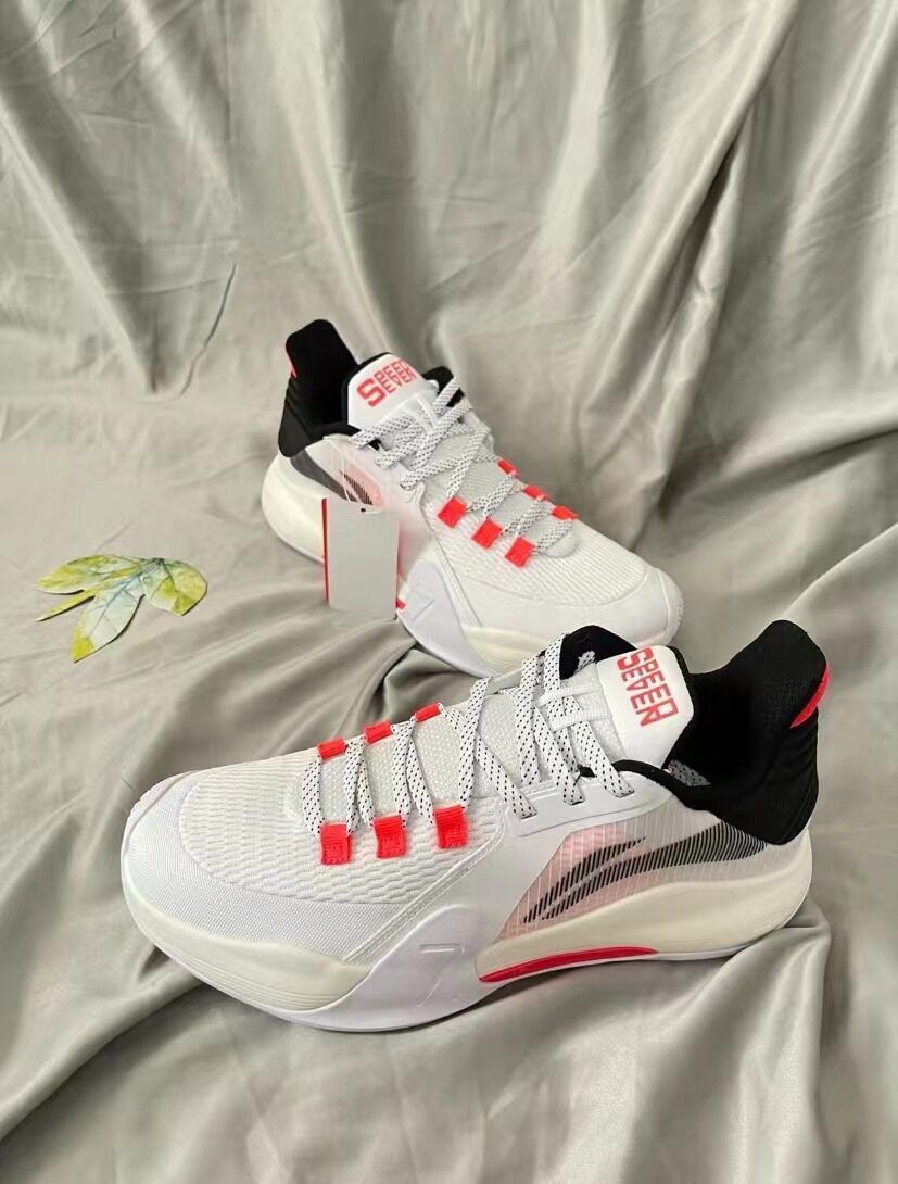 李宁lining 闪击7 男子低帮实战篮球鞋夏季版 白黑红 abpr007-1