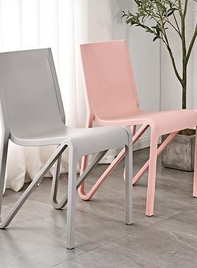 塑料椅子靠背可叠放北欧现代简约餐椅家用小户型设计师款休闲凳子