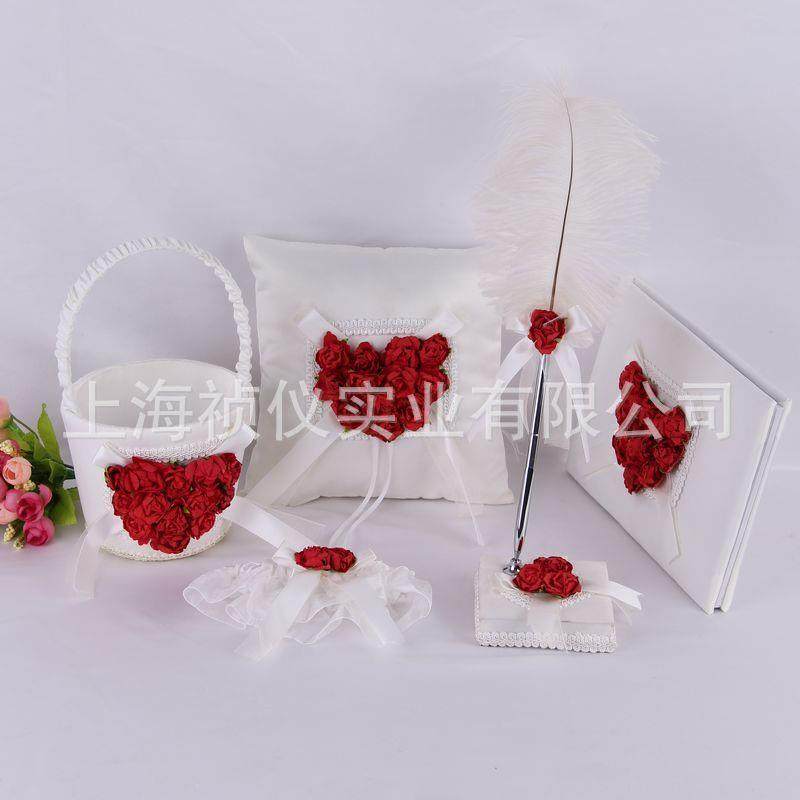 西式婚礼用品红色心形玫瑰花婚礼戒枕鸵鸟毛签到笔套装结婚用品