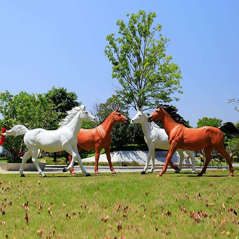 大型玻璃钢仿真生肖马雕塑商场美陈户外花园林景观动物马装饰摆件