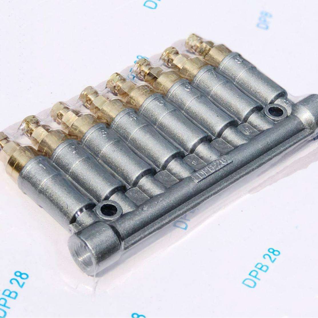 DPB-28DPB-180.16cc0.2cc0.4cc定量容积式分油器SHOWA款