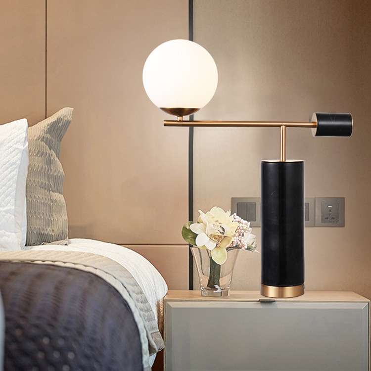 后现代创意大理石玻璃书房台灯简约床头卧室设计师样板房装饰台灯