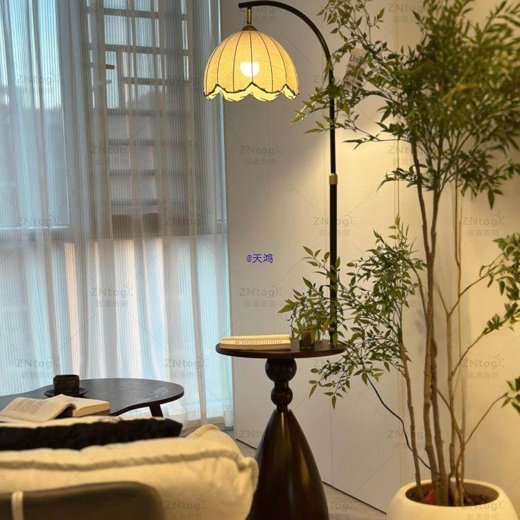 中古风落地灯客厅沙发旁边几氛围南洋复古卧室温馨床头柜置物台灯