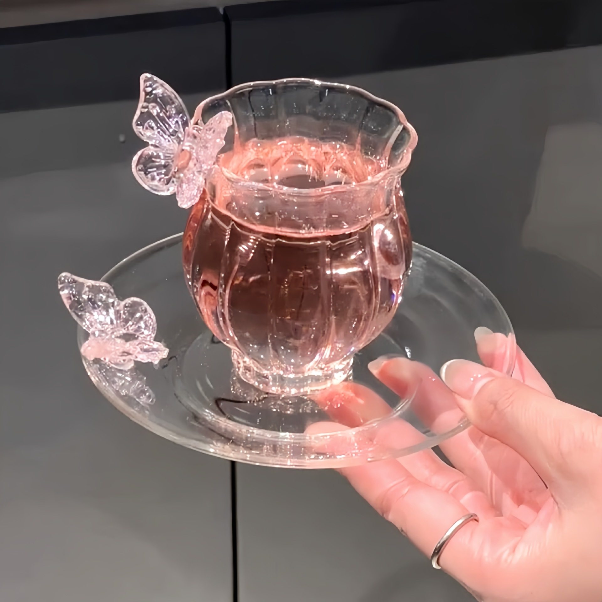 蝴蝶杯创意高颜值清透水仙杯高硼硅玻璃耐热耐高温透明手作莲花杯