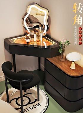 爆款实木小户型转角梳妆台新款三角斗柜一体家用卧室墙角化妆桌床