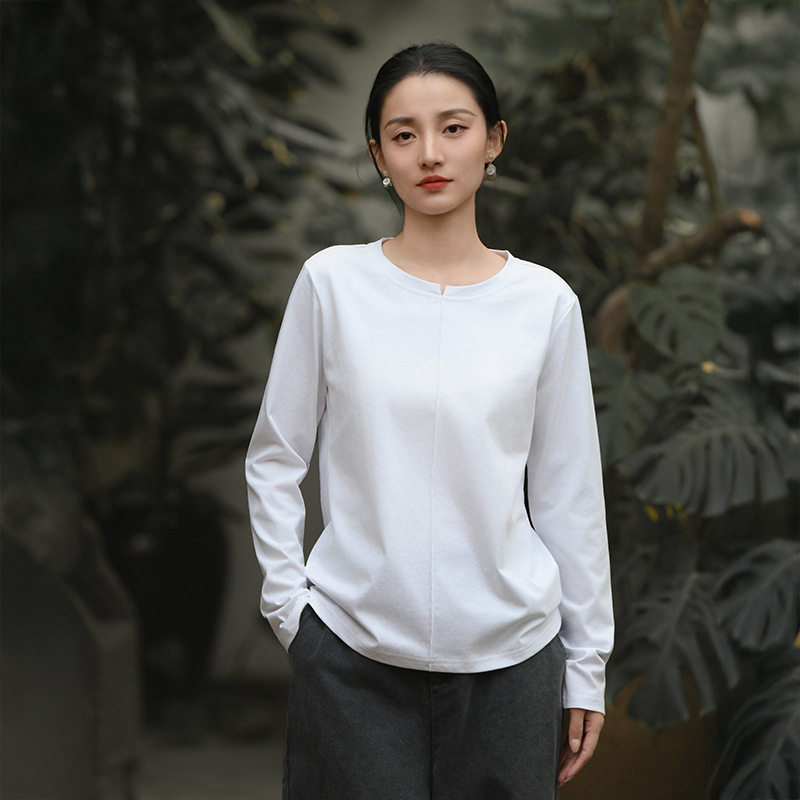 鹿与安笛春季新款长袖t恤女白色圆领打底衫可外穿内搭设计感上衣