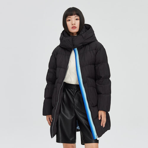 艾莱依冬季中长款羽绒服