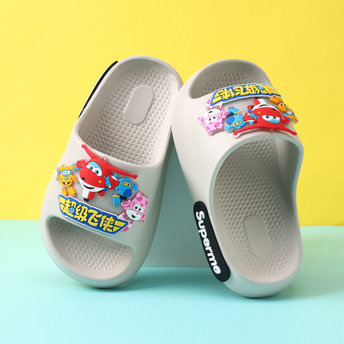 儿童拖鞋新款超级飞侠防滑耐脏卡通凉拖鞋外穿百搭中大童软底舒适