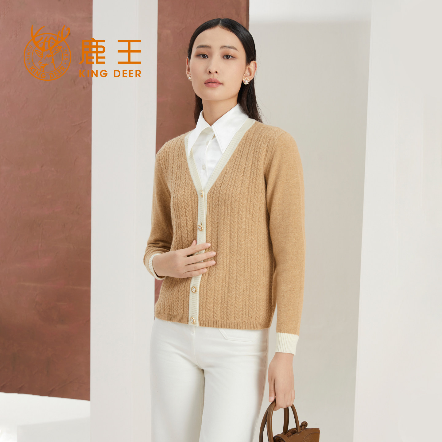 鹿王长袖单排扣羊绒开衫