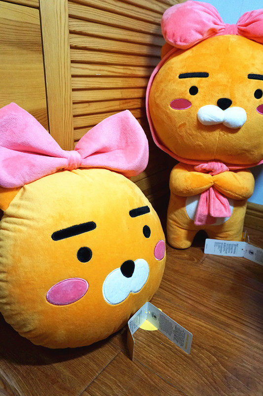 女生礼物 爱毛绒公仔 抱枕 靠垫卡考蝴蝶结ryan玩偶|ruв категории игрушка/коляска/головоломка/блоки/модель, плюшевые игрушки - от Buy2taobao.com для оказания профессиональной услуги покупки агента Taobao