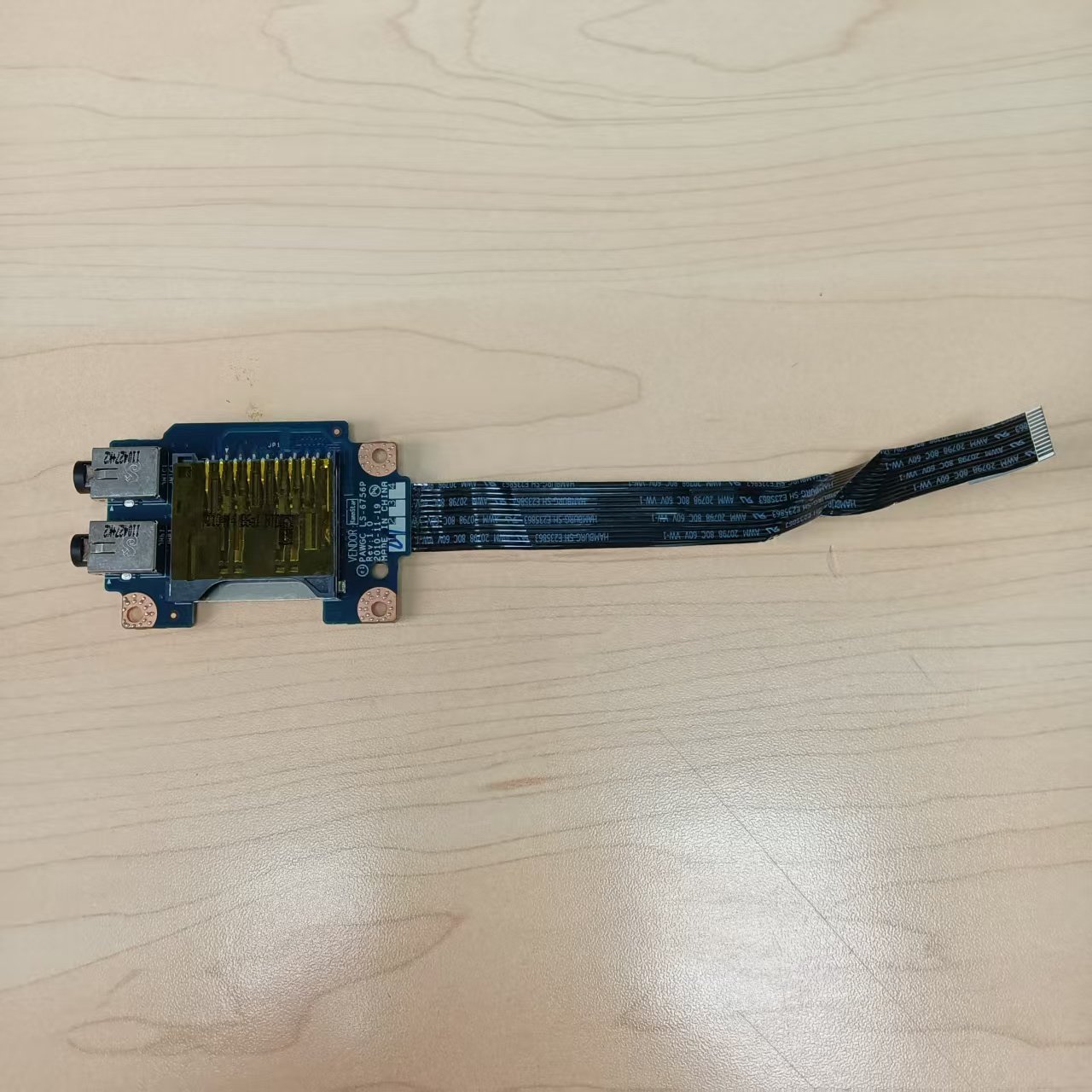 适用于联想 G570 音频板 耳机接口声卡板 读卡器板 LS-6756P