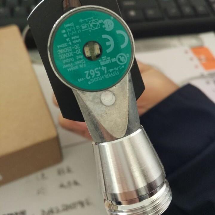 莱卡编码器 EM58S12/4096GS-10-RL2 13年倍加福老公司 全新原装