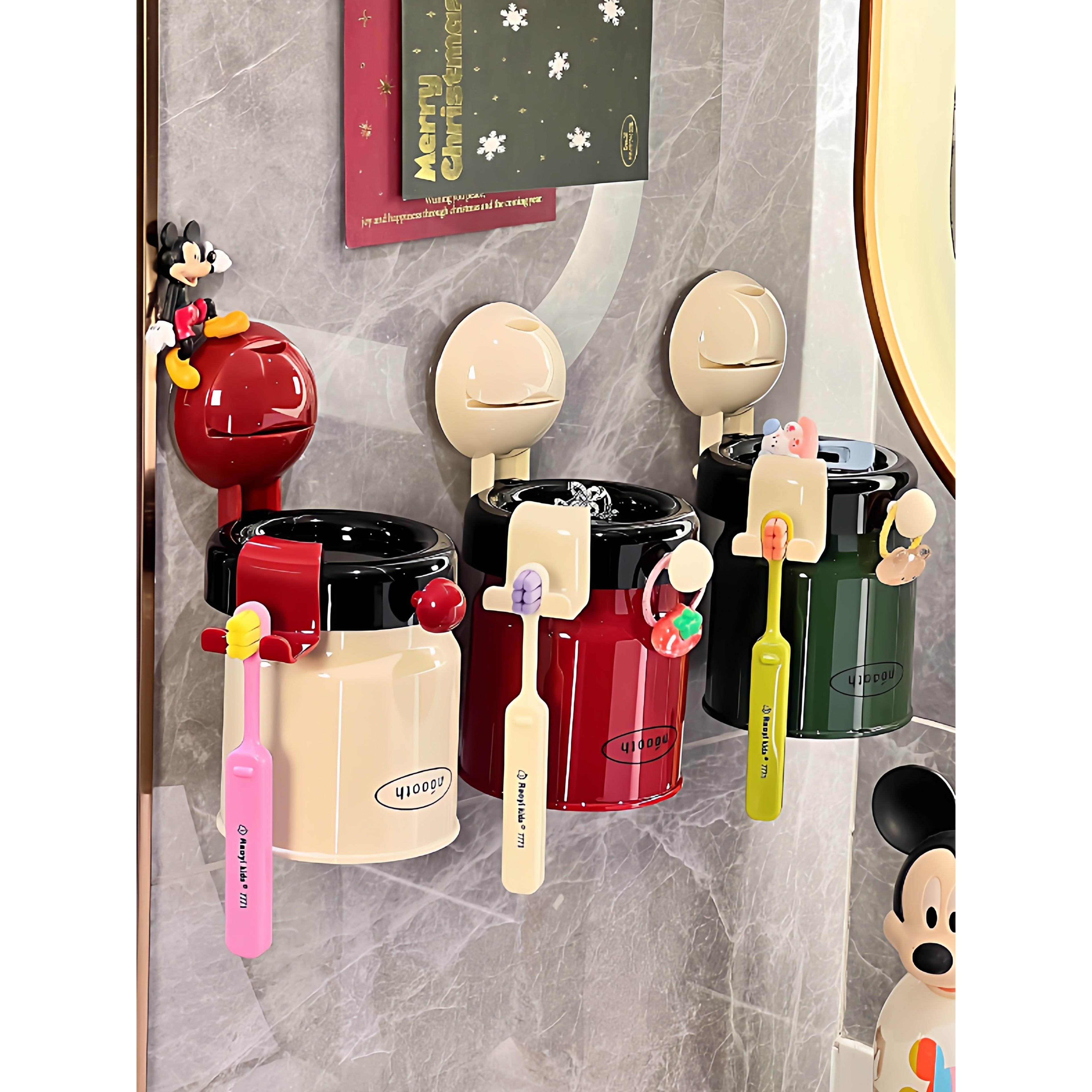 チュシンミ-吸盘磁吸牙刷置物架免打孔壁挂漱口刷牙一家三口杯子