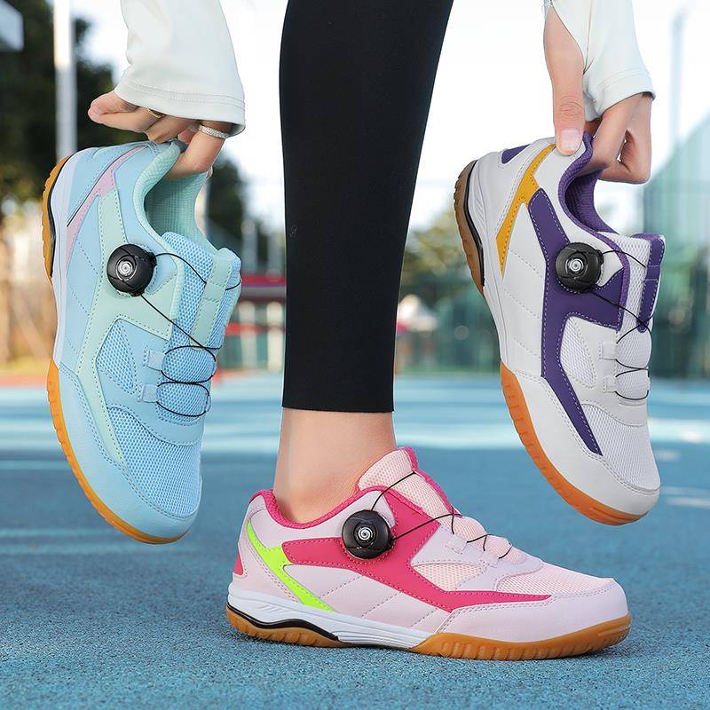 旋转扣儿童乒乓球鞋超轻便中小童训练鞋牛筋底男女专业打乒乓球鞋