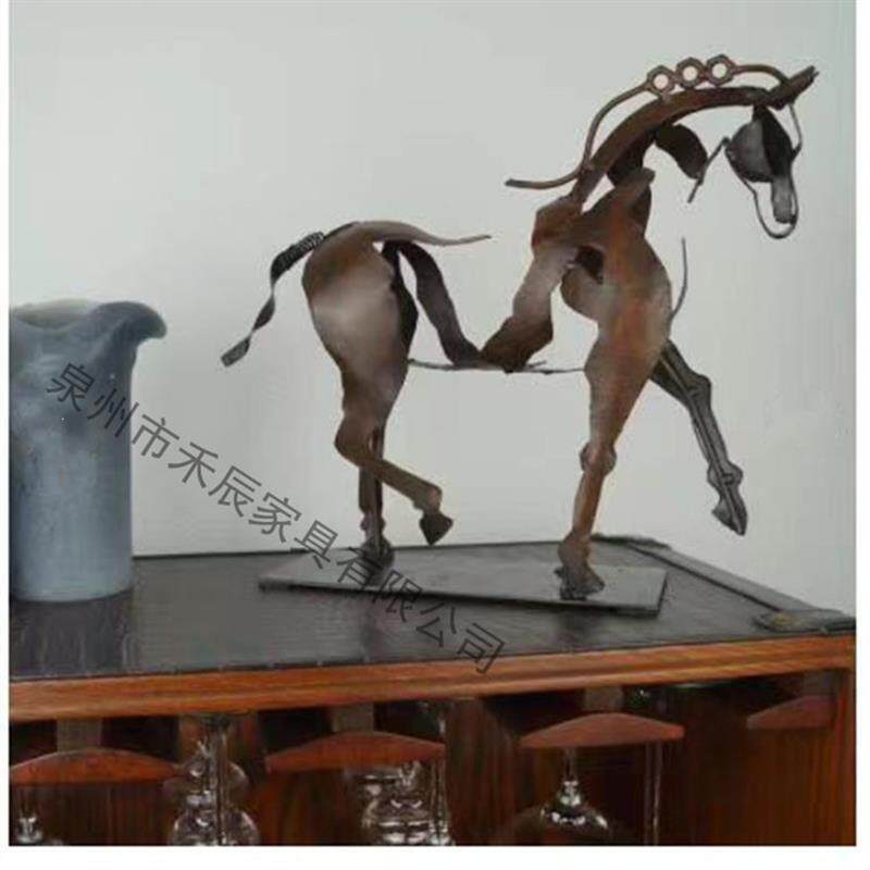 阿多尼斯马雕塑horse sculpture adonis镂空桌面装饰金属摆件