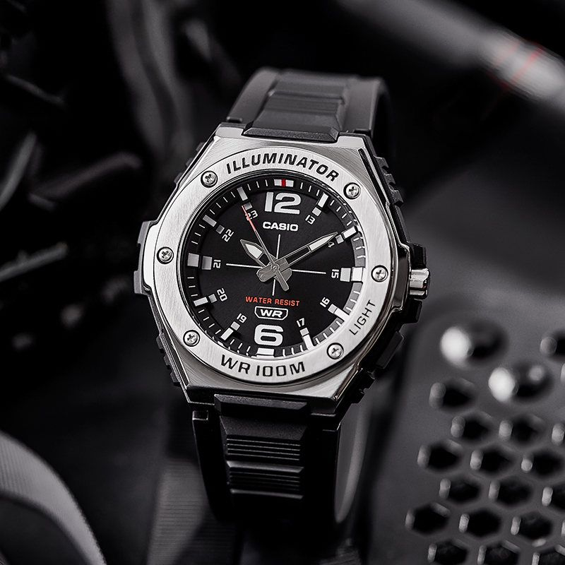 CASIO卡西欧手表男学生运动指针夜光石英防水表MWA-100H-1A