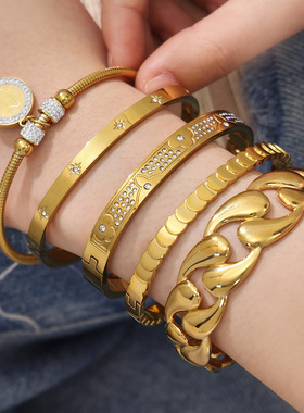 不锈钢几何圆牌镶嵌锆石吊坠女生