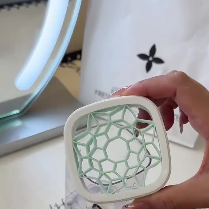 化妆刷自动清洗器懒人电图片