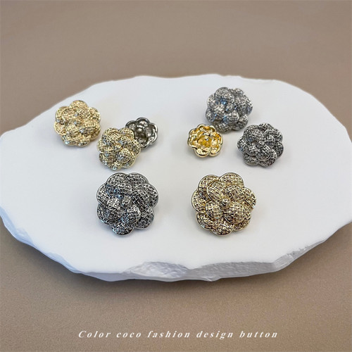 Colorcoco简约时尚花朵金属纽扣