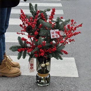 诺贝松鲜花圣诞节花材红色冬青果花束植物装饰好事发生寓意真花