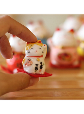 招财猫陶瓷工艺品汽车摆件