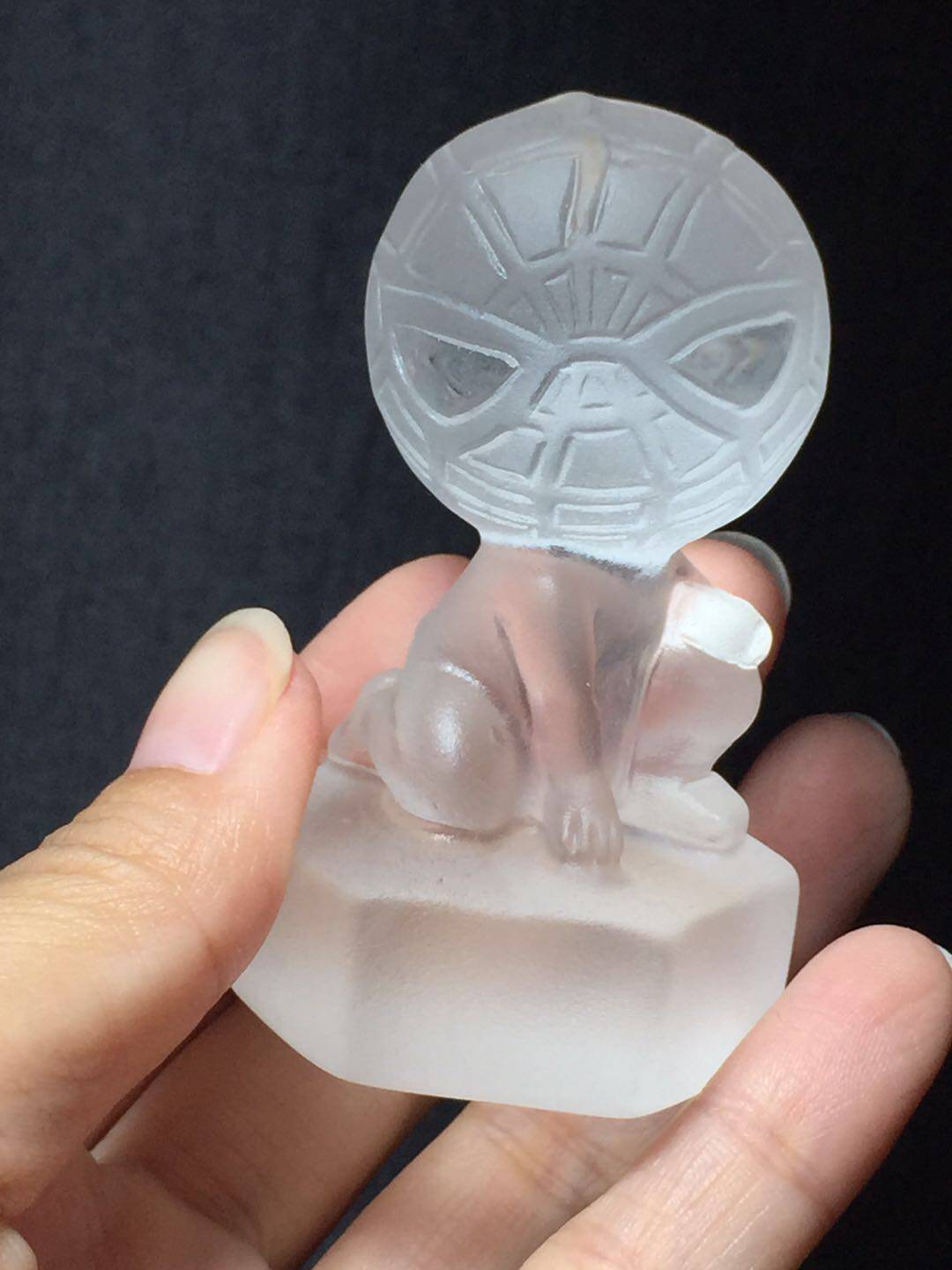 天然白水晶原石雕刻手把件复联超凡勇士Q版蜘蛛侠摆件DIY装饰