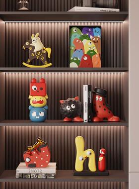 客厅桌面摆件奶油风电视