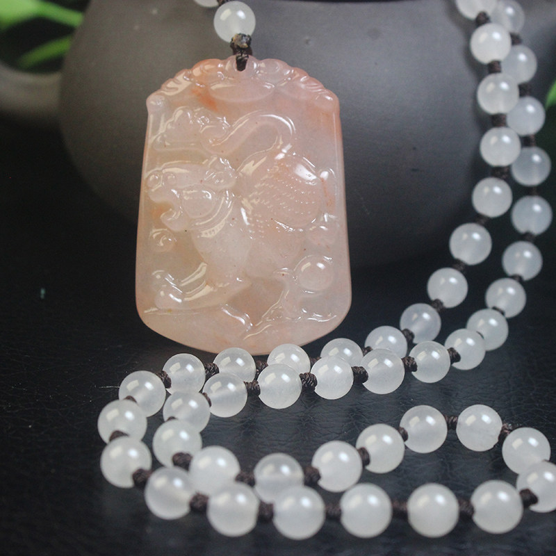 正品桂林鸡血玉贵妃料属虎十二生肖吊坠项链粉色纯天然玉石带证书