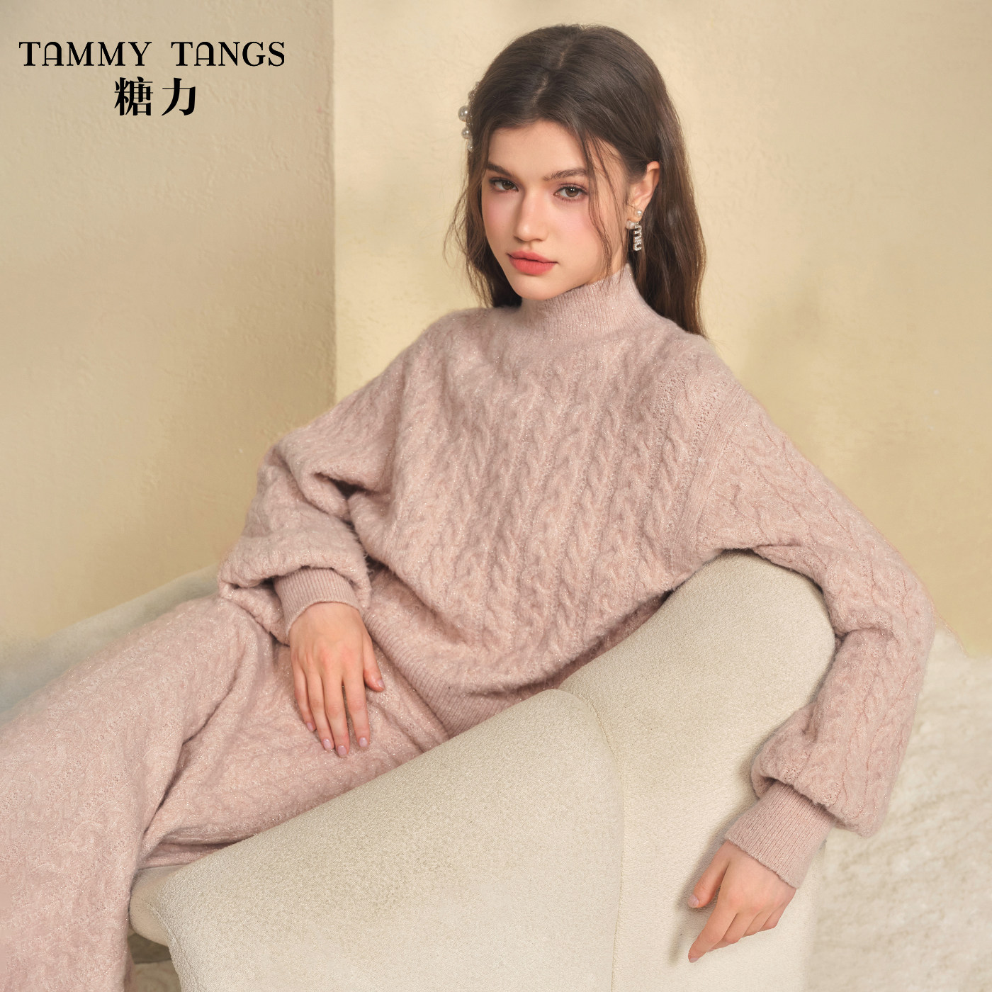 商场同款糖力 粉色宽松半高领亮丝麻花毛衣女秋冬季套头针织衫