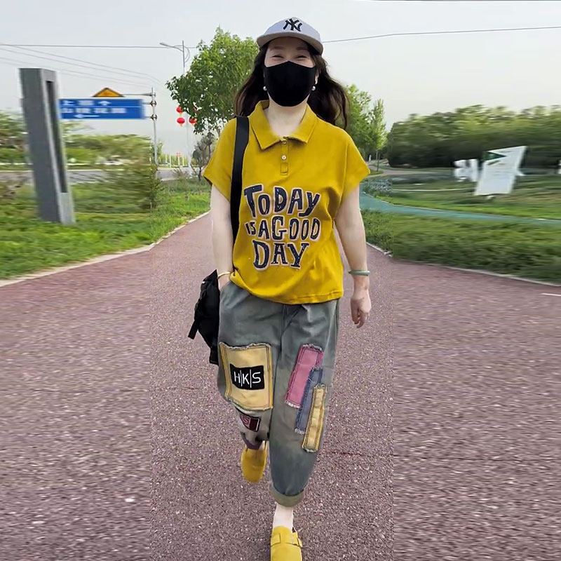 大码时尚套装女夏季新款PO衫短袖体恤+水洗牛仔拼色九分裤两件套
