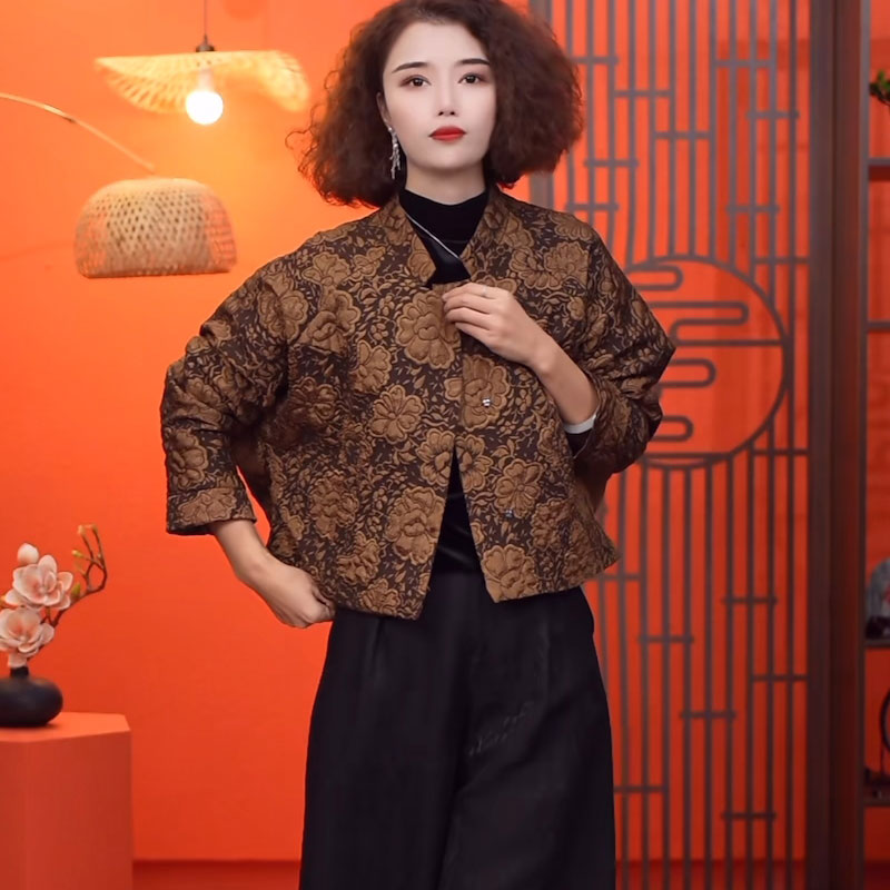 复古提花短款西服蝙蝠袖披肩外套