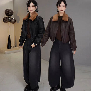 欧货时尚羽绒服皮衣牛仔裤套装秋冬款大毛领皮衣外套+加绒弯刀裤