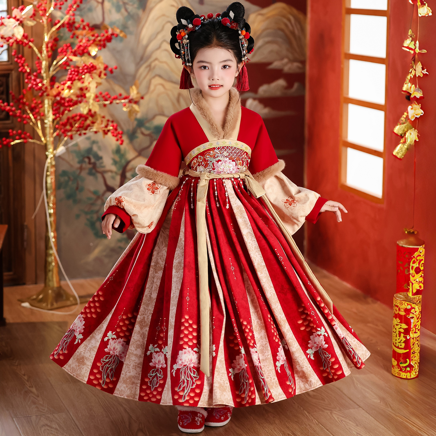 汉服女童秋冬款2025新款小女孩古装连衣裙加绒拜年服红色超仙童装