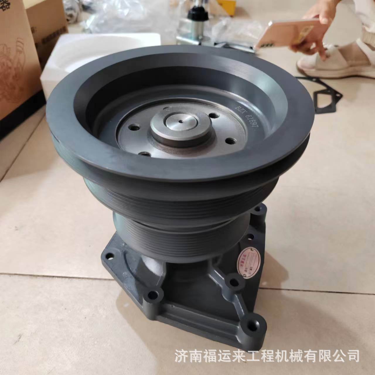 适用于重汽豪沃潍柴WD发动机工程机械水泵总成发动机水泵总成