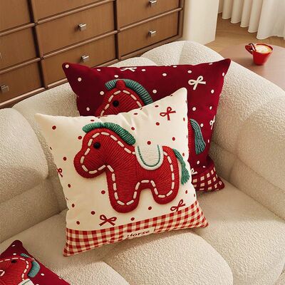 卡通小马客厅沙发抱枕床头靠垫红色含芯新年喜庆装饰床上飘窗腰靠