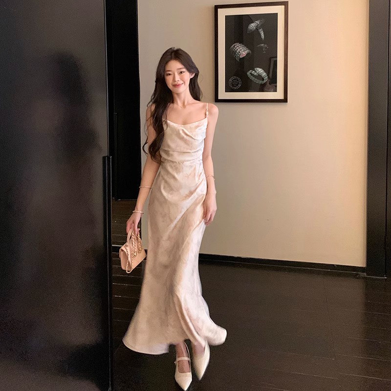 大码女装油画晕染碎花吊带裙设计感双层荡领连衣裙法式度假风长裙