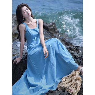 大码女装法式气质显瘦蓝色无袖连衣裙高级感海边度假绝美大摆裙
