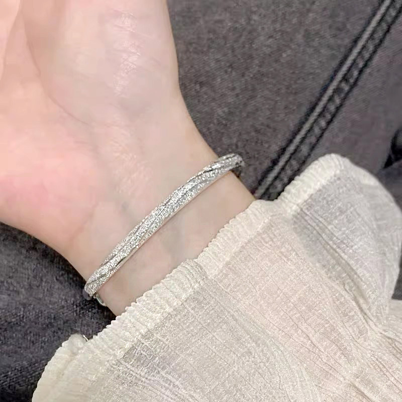 易升满天星纯银手镯女999足银实心镯子轻奢小众情人节礼物送女友