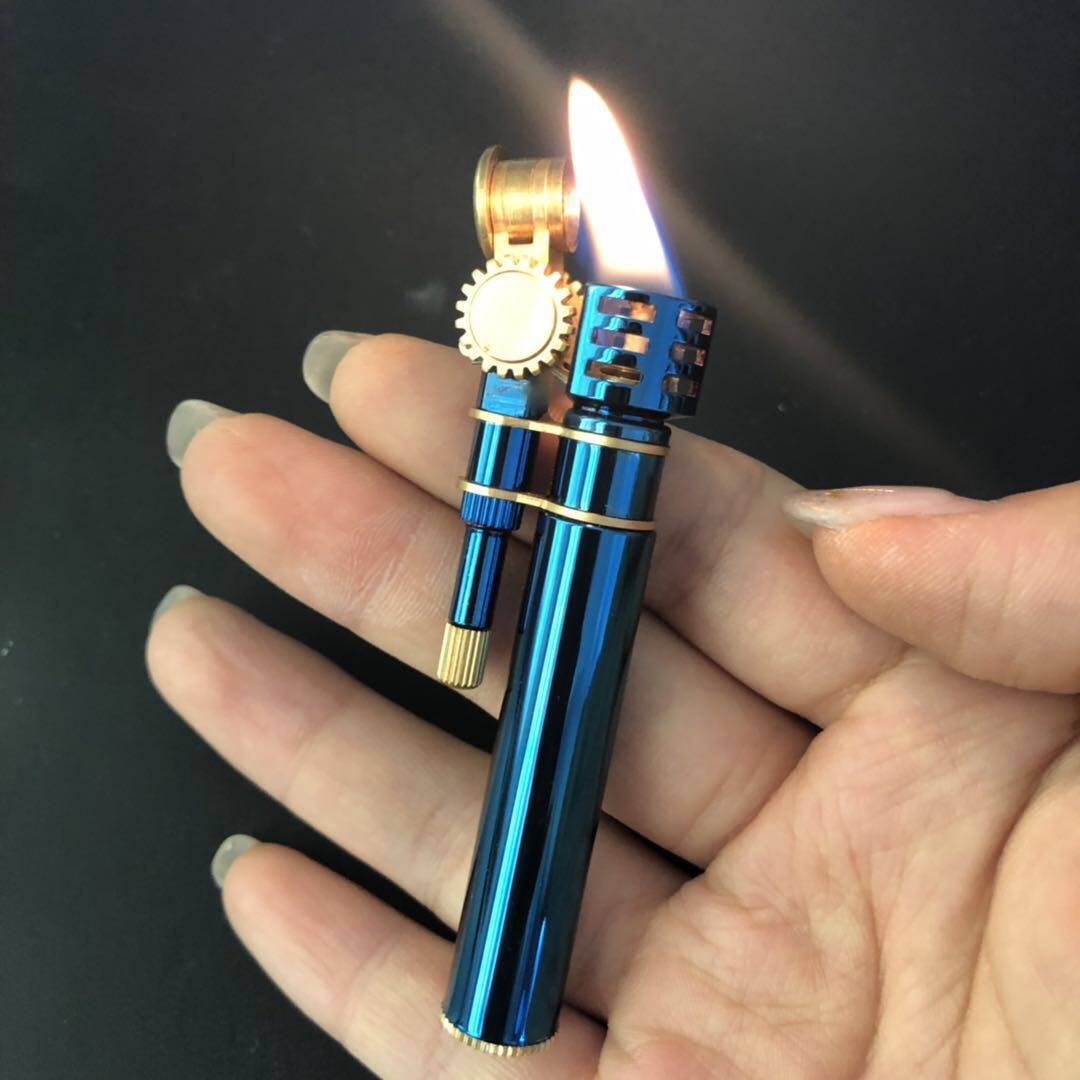 纤巧老式砂轮复古煤油打火机男女士个性创意黄铜异型防风在类目 ZIPPO/瑞士军刀/眼镜, 品牌打火机及配件, 其它, 煤油打火机中 - 来自Buy2taobao.com提供专业的淘宝代购服务