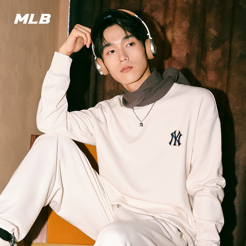 MLB官方 男女情侣复古老花圆领卫衣宽松休闲23新款MTM02
