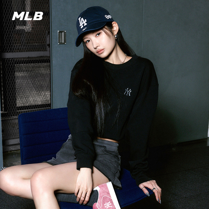 MLB官方 男女同款宽松休闲时尚纯色小标圆领卫衣26春季新款MTB01