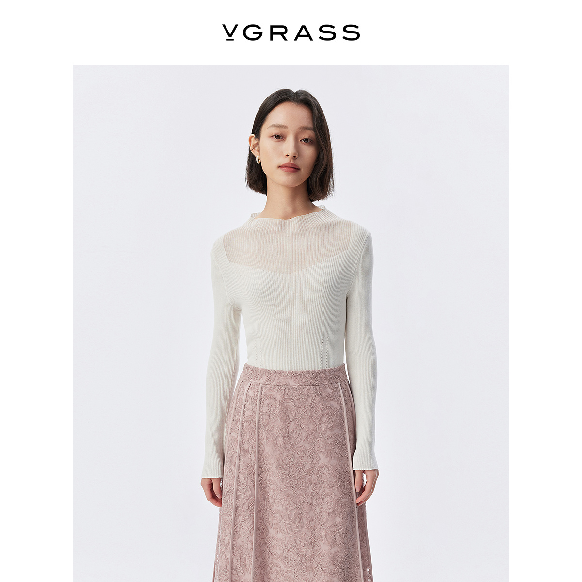 VGRASS棉混纺微透领针织打底衫
