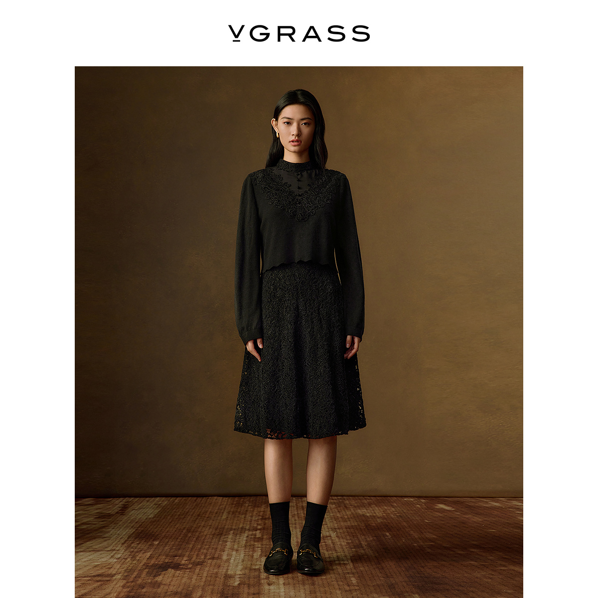 VGRASS经编蕾丝针梭假两件