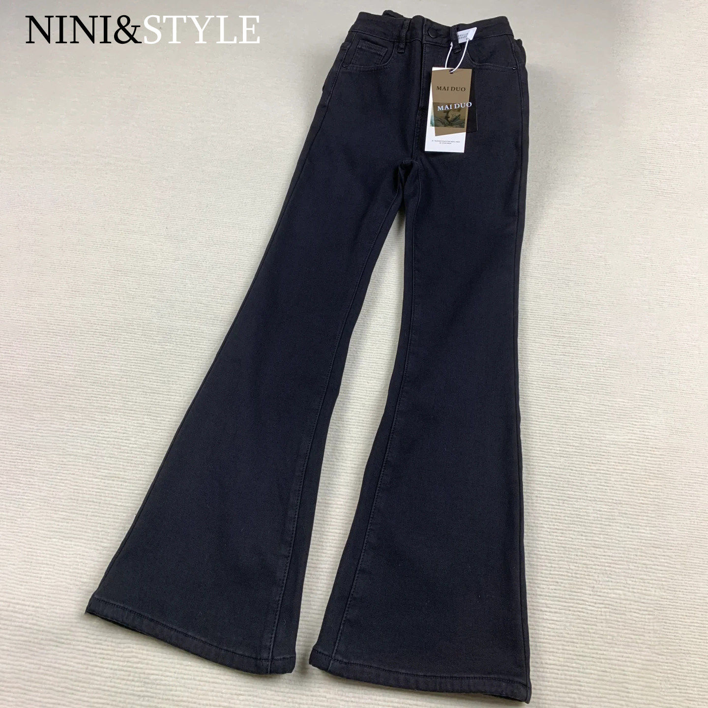 黑色加绒微喇牛仔裤女2026年秋冬新款高腰显瘦修身小个子喇叭裤子