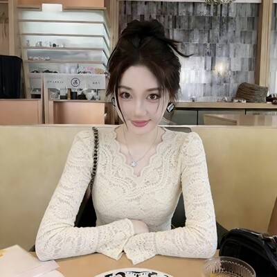 时尚气质蕾丝衫女士春季