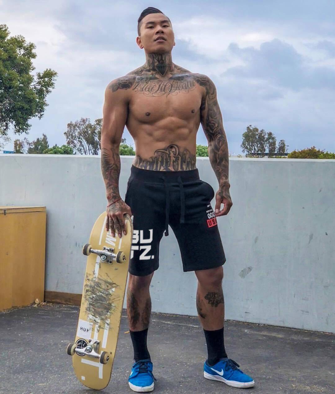 肌肉男欧美兄弟狗夏季新款运动短裤男士跑步训练裤健身五分裤|ruв категории Мужская одежда, брюки - от Buy2taobao.com для оказания профессиональной услуги покупки агента Taobao