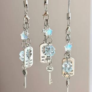 幸运草手机链挂绳串珠风铃相机包包挂饰钥匙扣百搭四叶草挂件礼物